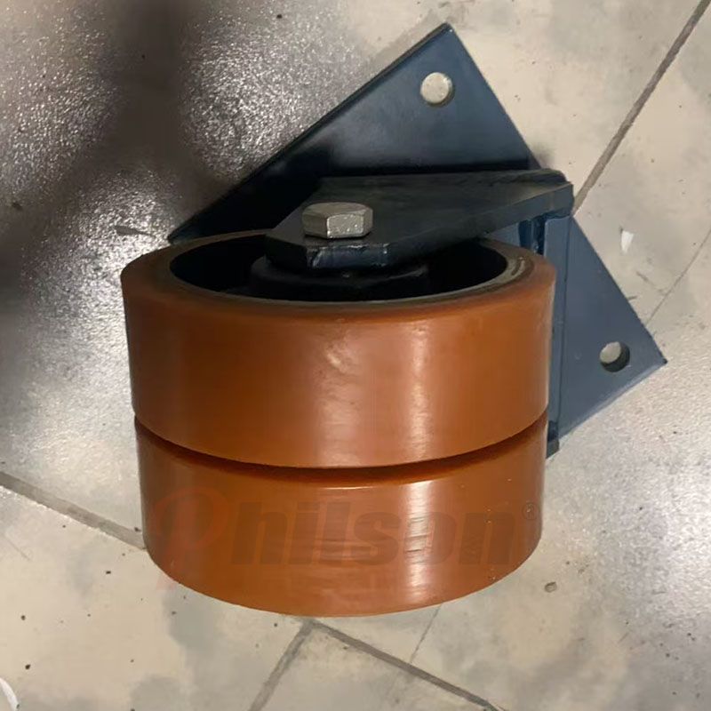 堆垛机上横梁导轮