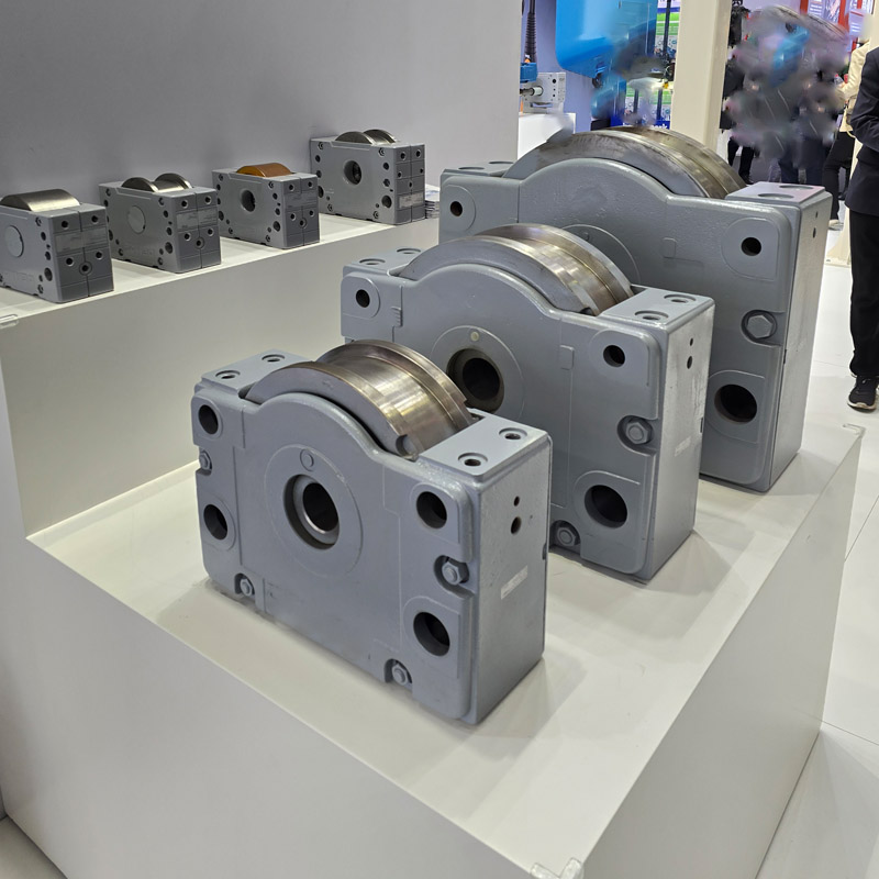 堆垛机箱式走行系统