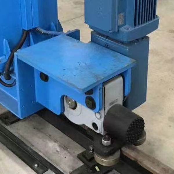 地轨式箱式行走轮